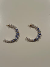 Load image into Gallery viewer, Blue and White Earrings